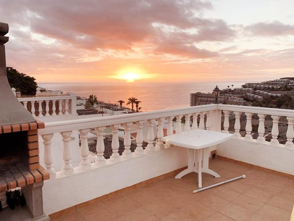 Ocean View Sunset Terrace - Near Anfi Del Mar Apartman Los Caideros Kültér fotó